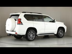 Toyota Land Cruiser Prado 2.8GD VX-L - Image 2