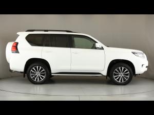 Toyota Land Cruiser Prado 2.8GD VX-L - Image 3