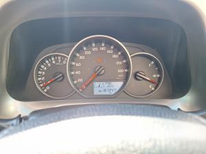 Toyota RAV4 2.0 GX - Image 11