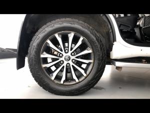 Toyota Land Cruiser Prado 2.8GD VX - Image 20
