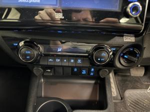 Toyota Hilux 2.8GD-6 48V double cab 4x4 Legend RS - Image 14