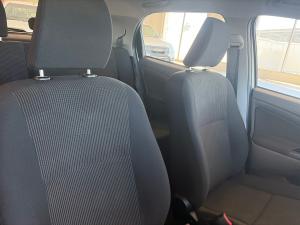 Toyota Etios hatch 1.5 Sprint - Image 11