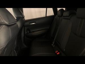 Toyota Corolla Cross 1.8 XS - Image 11