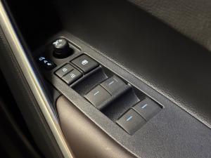 Toyota Corolla Cross 1.8 HEV XR - Image 20