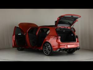 Volkswagen Golf GTI - Image 25