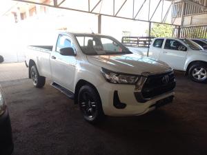 Toyota Hilux 2.4GD-6 single cab Raider manual - Image 1