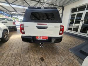 Toyota Hilux 2.8GD-6 48V double cab Raider - Image 5