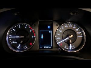 Toyota Hilux 2.4GD-6 double cab 4x4 Raider auto - Image 9