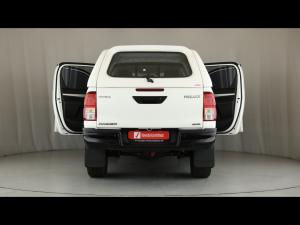 Toyota Hilux 2.4GD-6 double cab 4x4 Raider auto - Image 24