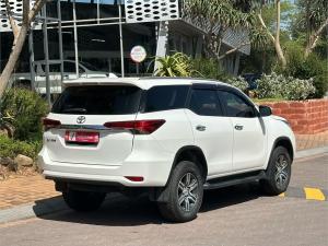 Toyota Fortuner 2.4GD-6 auto - Image 2
