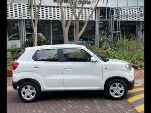 Suzuki S-Presso 1.0 GL manual - Image 3