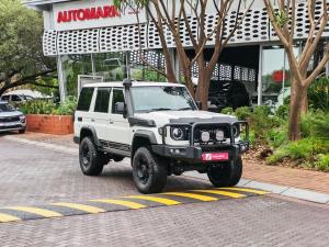 Toyota Land Cruiser 76 2.8GD-6 station wagon VX - Image 1