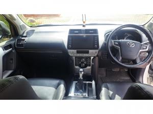 Toyota Land Cruiser Prado 2.8GD VX - Image 6