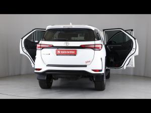 Toyota Fortuner 2.4GD-6 auto - Image 24