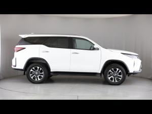 Toyota Fortuner 2.4GD-6 auto - Image 3