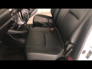 Toyota Hilux 2.0 single cab S (aircon) - Image 11