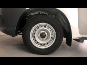 Toyota Hilux 2.0 single cab S (aircon) - Image 18