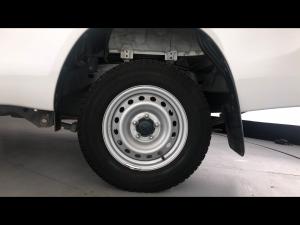 Toyota Hilux 2.0 single cab S (aircon) - Image 19