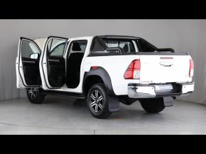 Toyota Hilux 2.4GD-6 double cab 4x4 Raider X auto - Image 25