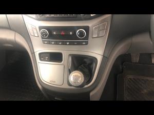 Hyundai H-1 2.4 bus GLS - Image 15