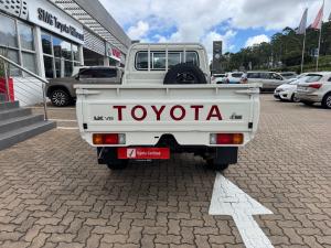 Toyota Land Cruiser 79 4.5D-4D LX V8 single cab - Image 5