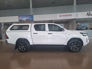 Toyota Hilux 2.4 GD-6 Raider 4X4 automaticD/C - Image 3