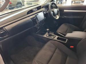 Toyota Hilux 2.4 GD-6 Raider 4X4 automaticD/C - Image 7