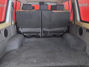 Toyota Landcruiser 76 2.8 GD-6 S/W - Image 12