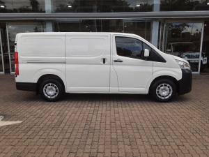 Toyota Quantum 2.8 LWBP/V - Image 3