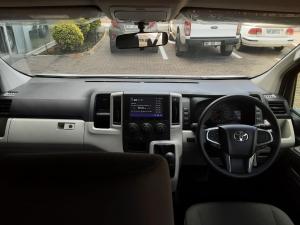 Toyota Quantum 2.8 LWBP/V - Image 6