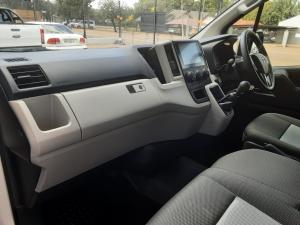 Toyota Quantum 2.8 LWBP/V - Image 7