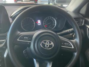 Toyota Urban Cruiser 1.5 XR automatic - Image 8