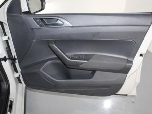 Volkswagen Polo 1.0 TSI R-LINE DSG - Image 15