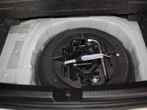 Volkswagen Polo 1.0 TSI R-LINE DSG - Image 9