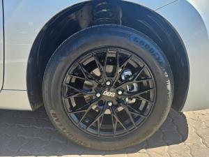 Suzuki Baleno 1.5 GL - Image 4