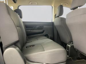 Suzuki Ertiga 1.5 GA - Image 15