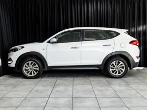 Hyundai Tucson 2.0 Premium - Image 6
