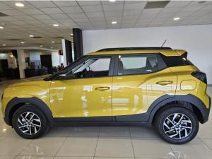 Mahindra XUV 3XO 1.2T AX5 manual - Image 8