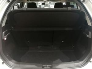 Suzuki Ignis 1.2 GLX manual - Image 11