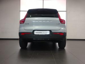 Volvo XC40 D4 AWD R-Design - Image 10