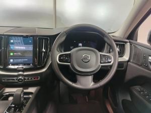Volvo XC60 B5 AWD Plus Dark - Image 15