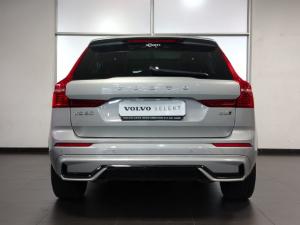 Volvo XC60 B5 AWD Plus Dark - Image 9