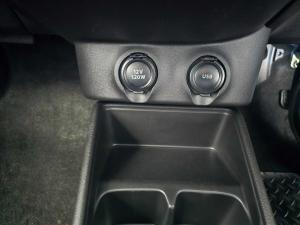 Toyota Vitz 1.0 XR auto - Image 10