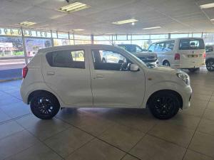 Toyota Vitz 1.0 XR auto - Image 5