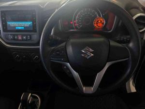 Toyota Vitz 1.0 XR auto - Image 8