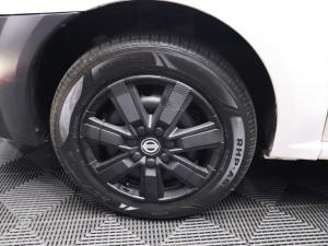 Nissan NP200 1.6i safety pack (aircon) - Image 7