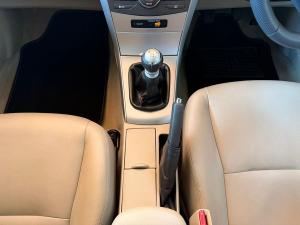 Toyota Corolla 2.0 Exclusive - Image 16