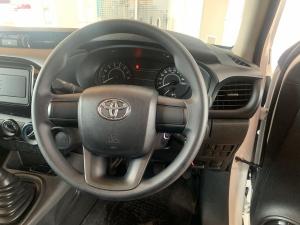Toyota Hilux 2.0 single cab S (aircon) - Image 10