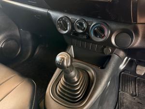Toyota Hilux 2.0 single cab S (aircon) - Image 13