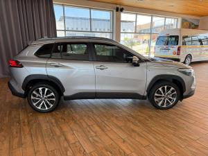 Toyota Corolla Cross 1.8 HEV XR - Image 10